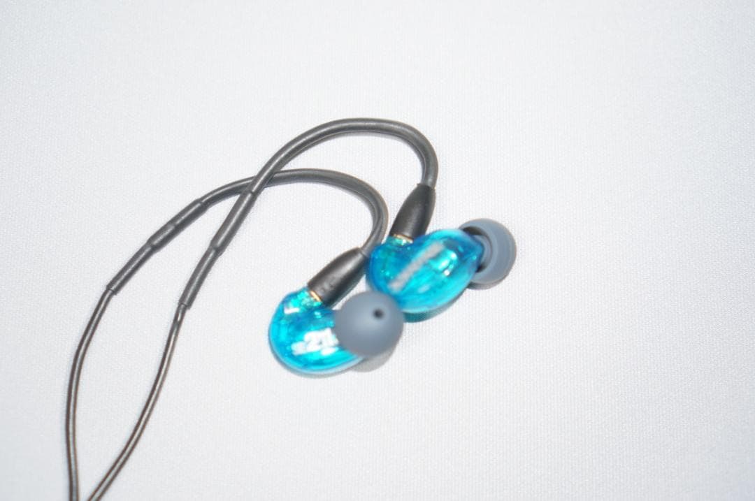 SHURE SE215 有線イヤホン