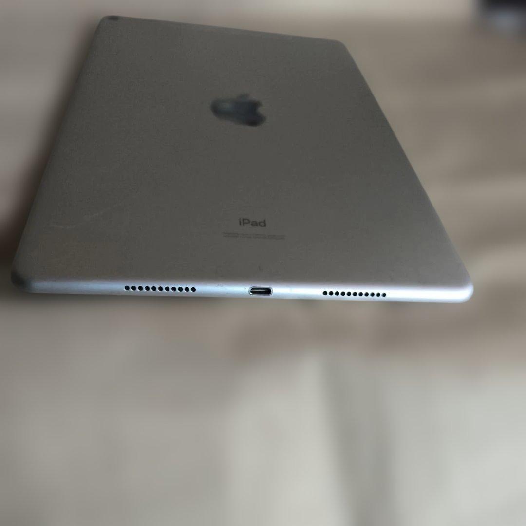 超美品　iPad Air第3世代/64GBWi-Fiモデル＋Cellul
