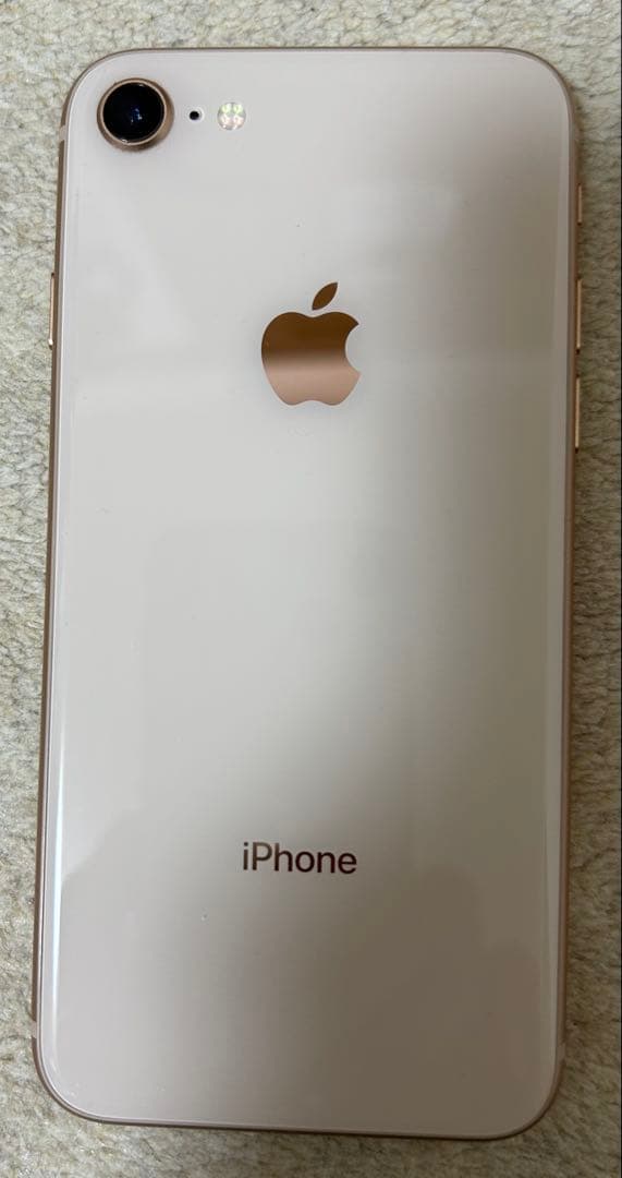 【Apple】 iPhone 8 ゴールド本体64GB SIMロックなし