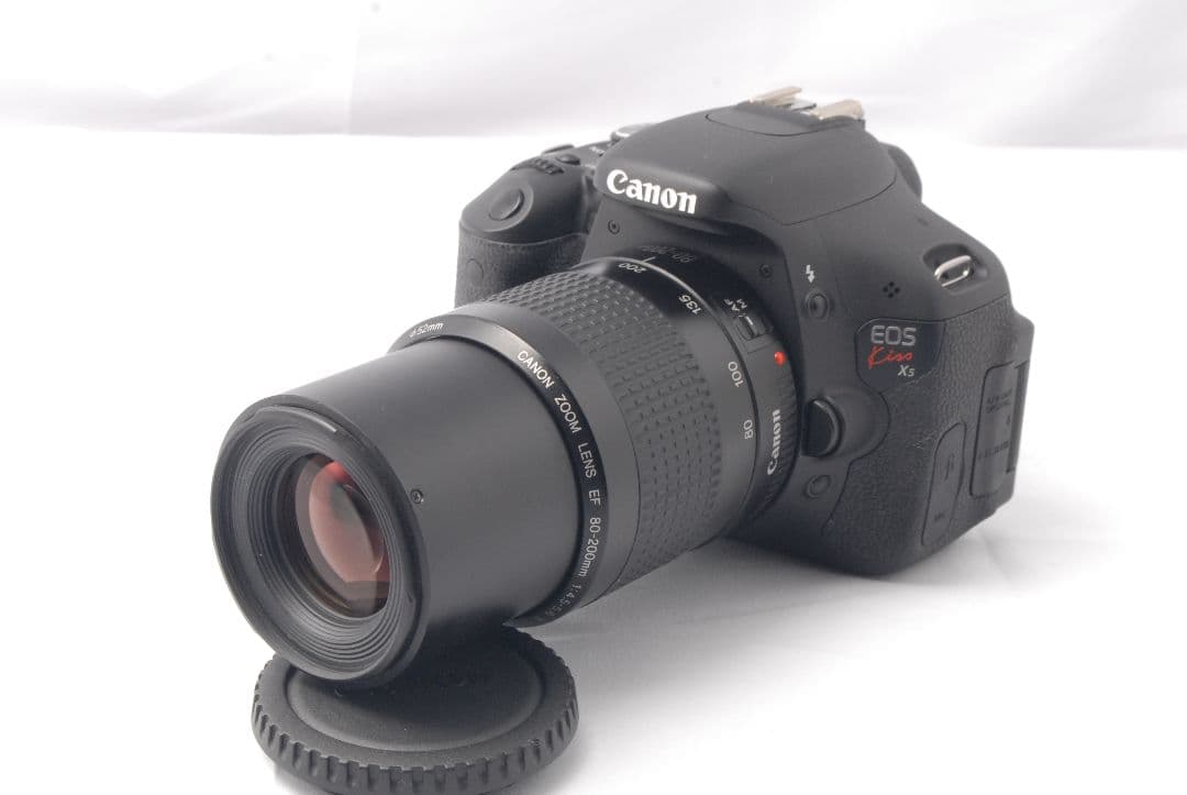 Canon EOS Kiss X5 ★ 一眼レフカメラ★望遠レンズ付☆Wレンズ☆