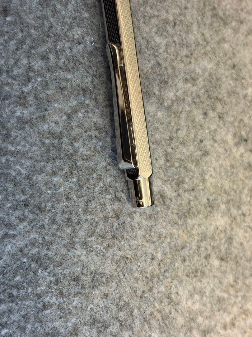 Caran d'Ache エクリドールレトロ ボールペン