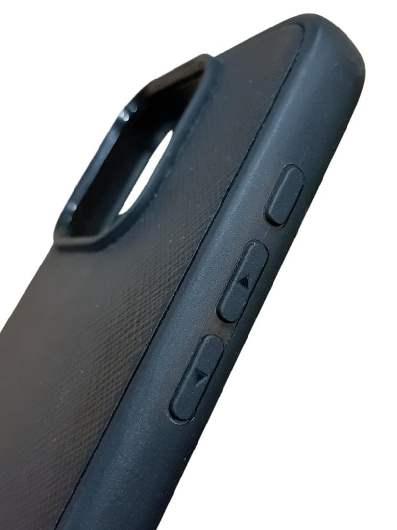 PRADA サフィアーノレザー iPhone16 Pro Max用ケース