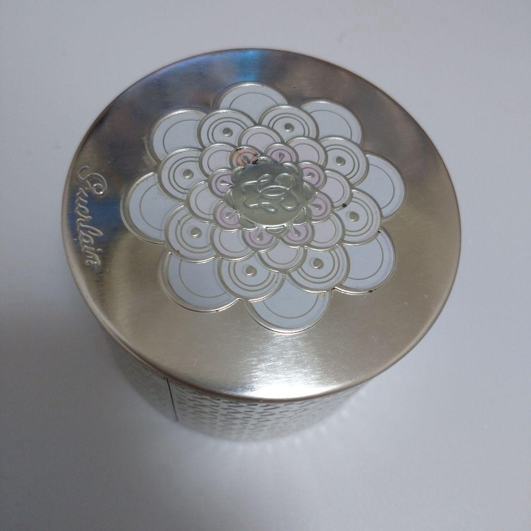 ゲラン　メテオリットビーユ　#2　クレール　フランス製　　GUERLAIN　02