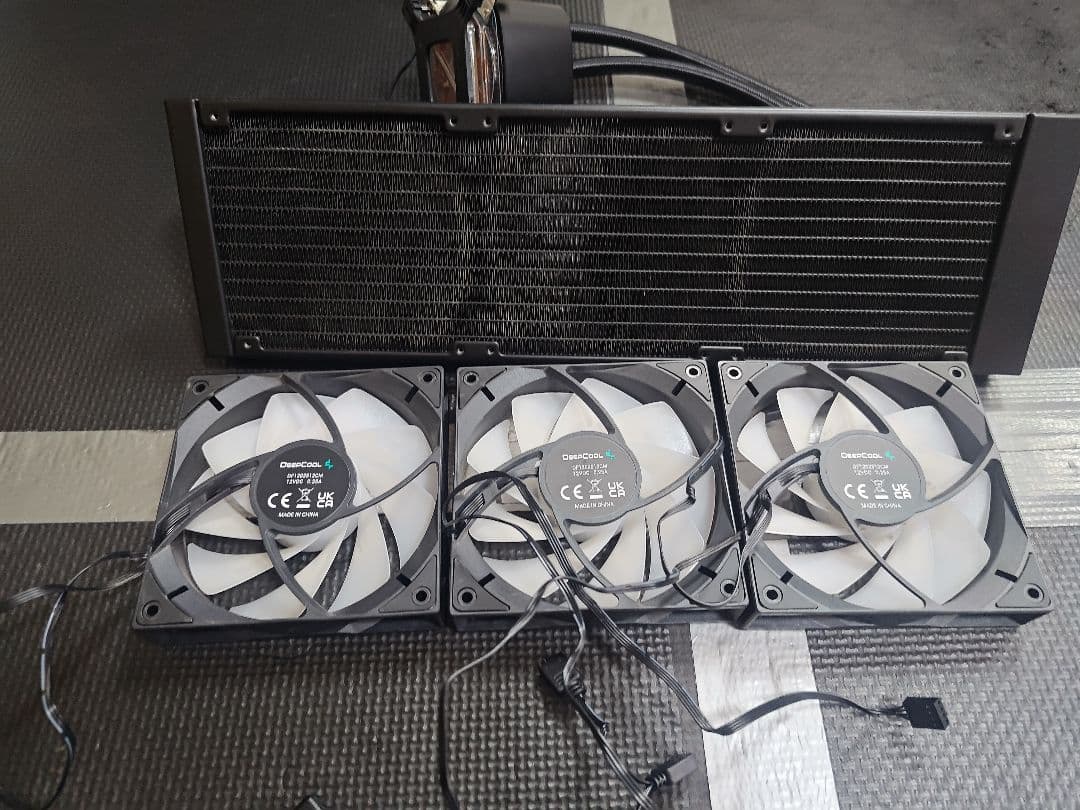 Deepcool GAMMAXX LE720 水冷CPUクーラー 3ファン付き