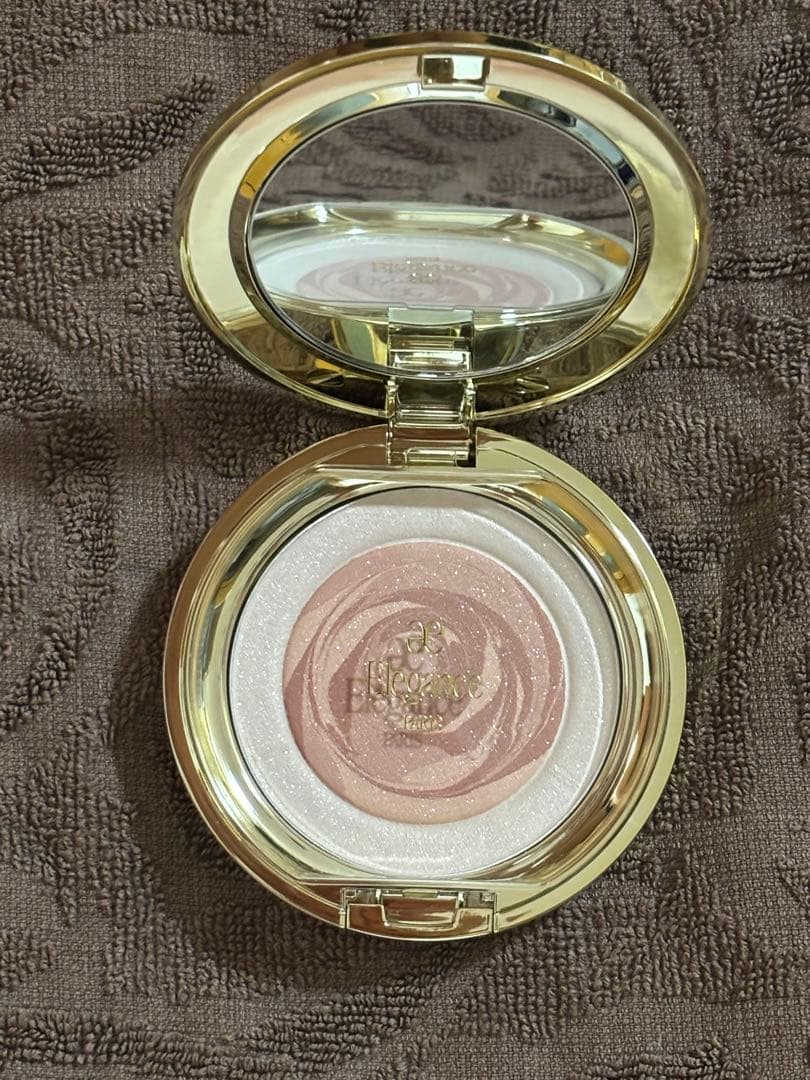 Eleganceエレガンス ブリス オーラ フェイスカラー RD301