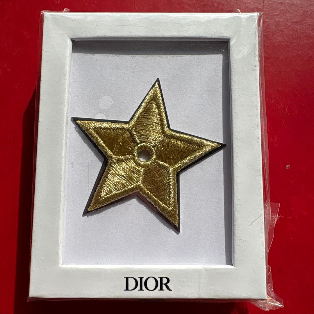 Dior クリスタル　ミニボトル、トランプ、キーホルダー、ピンバッチ　4点セット