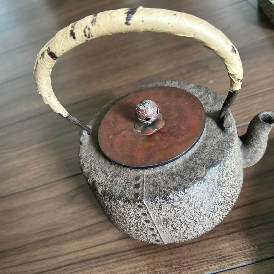 鋳鉄製丸型鉄瓶 グレー