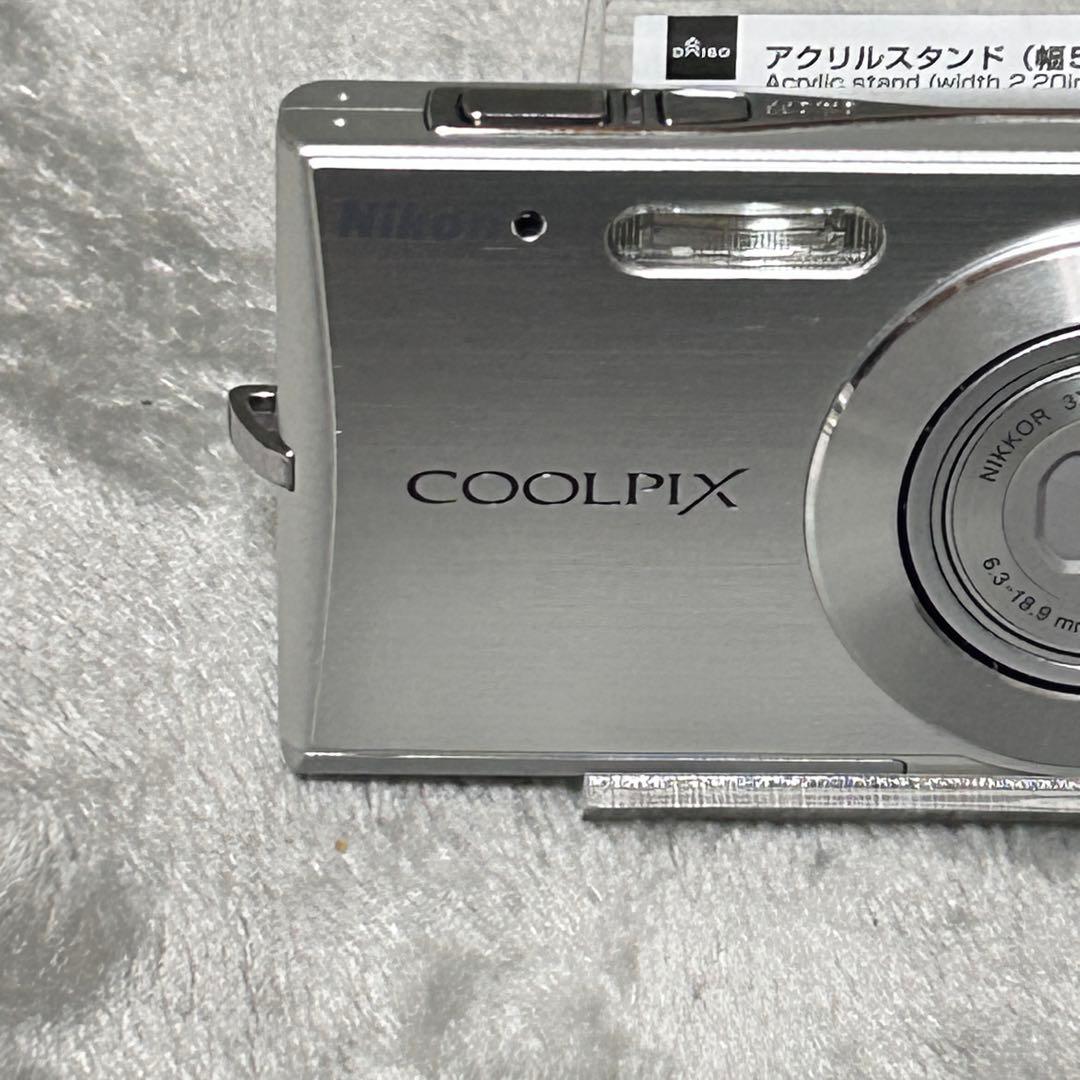 【動作品　美品　箱・付属品多数】Nikon COOLPIX S200 シルバー