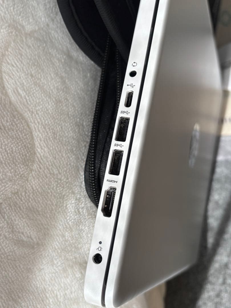 ◆HP◆モバイルノート◆14s-fq1034AU◆美品◆軽量モデル◆