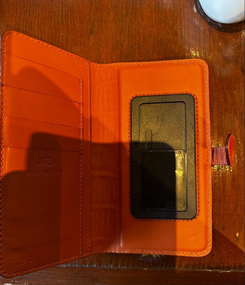 Felisi フェリージ スマホケース クロコ型押し レザー イタリア製
