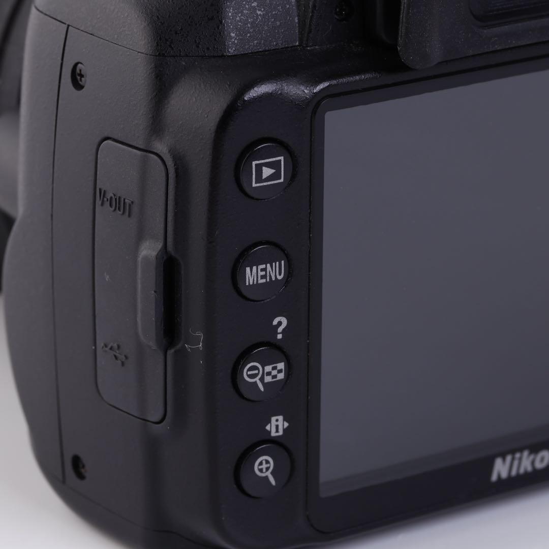 NIKON D3000⭐️デジタル一眼レフ⭐️初心者オススメ