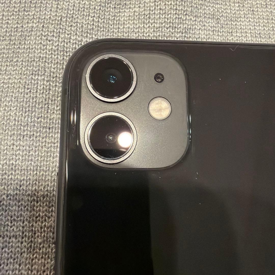 Apple iPhone 11 ブラック 本体　64GB SIMフリー