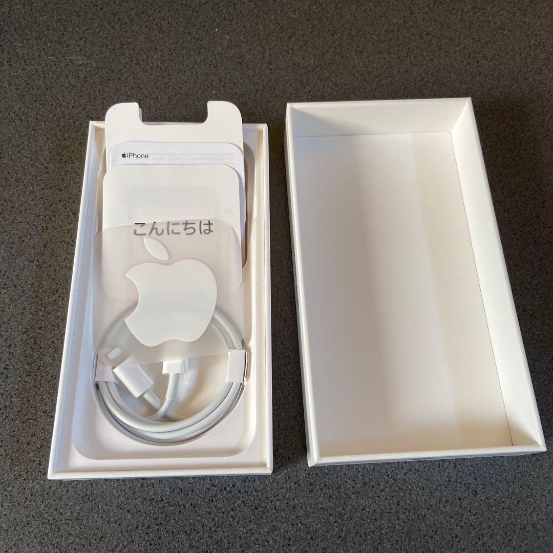 ジャンク品　SIMフリー　iPhoneSE第２世代　64GB