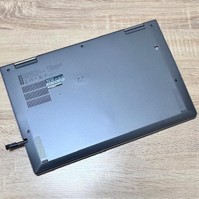 使用極浅《ほぼ未使用》プレミアム2in1コンバーチブル！高解像度4K！レノボ