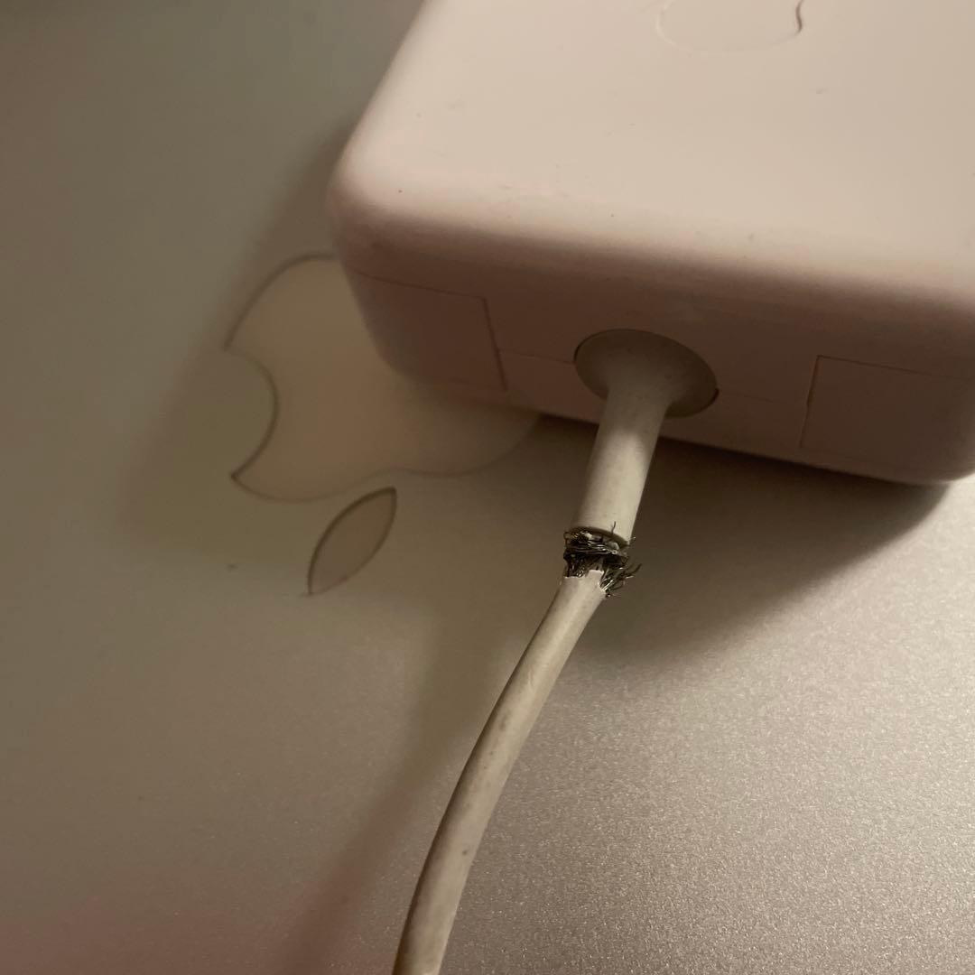 MacBook本体 MacBook Air (11-inch, Early 2015)