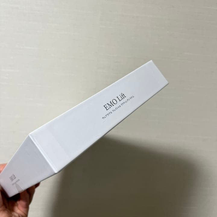 【新品・未使用】EMO laboratory+ ウェアラブルフェイスリフト