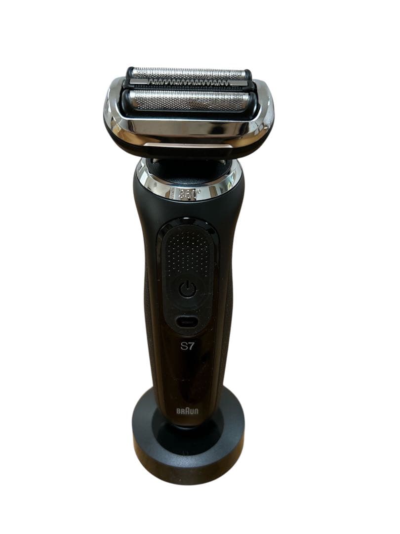 【美品】BRAUN ブラウン 電気シェーバー シリーズ7 シルバー　S7