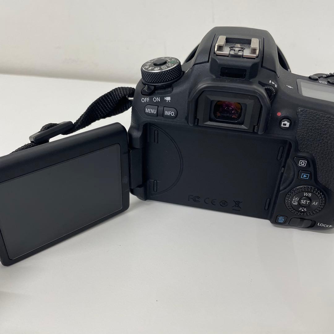 【TK】キャノンCANON EOS 8000D 一眼レフ カメラ 中古