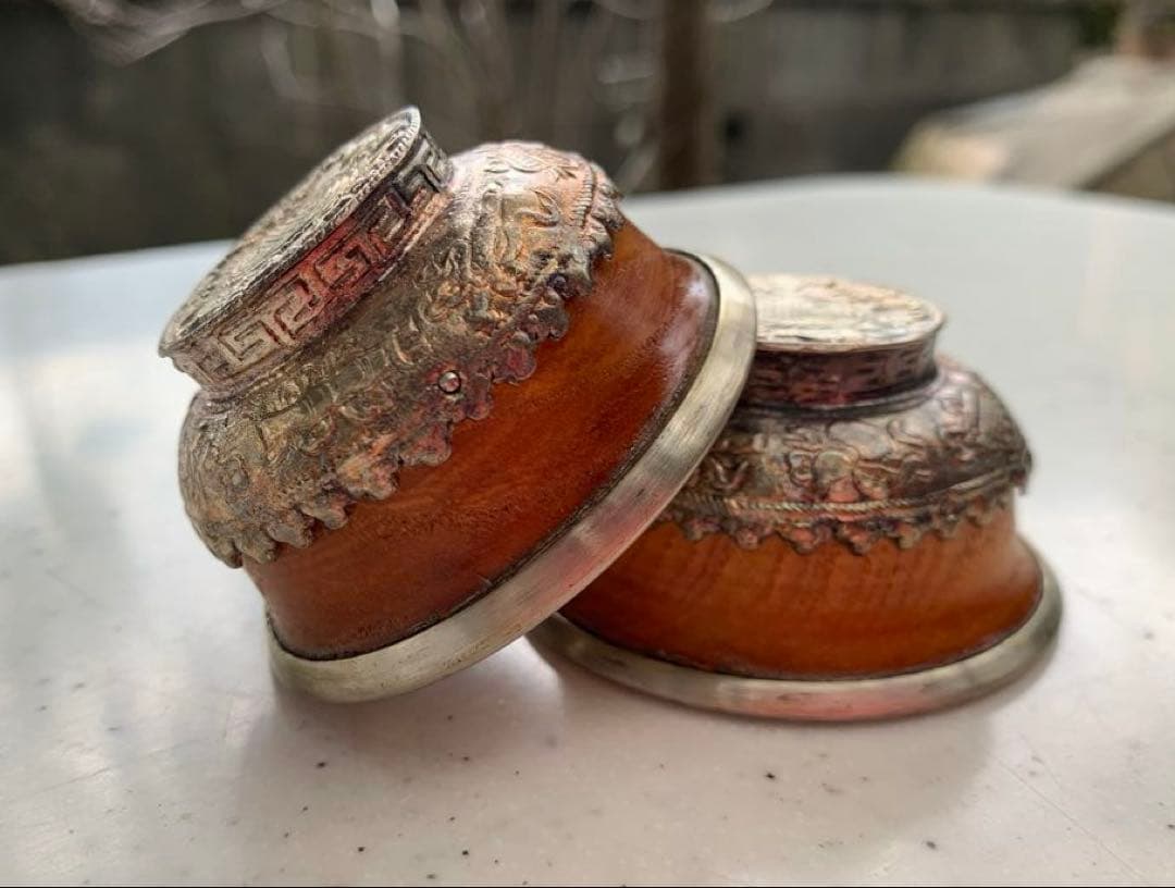 蒙古　伝統工芸品　銀盃　銀茶碗　ムングンアヤグ　シルバーボウル　2個　珍品　希少