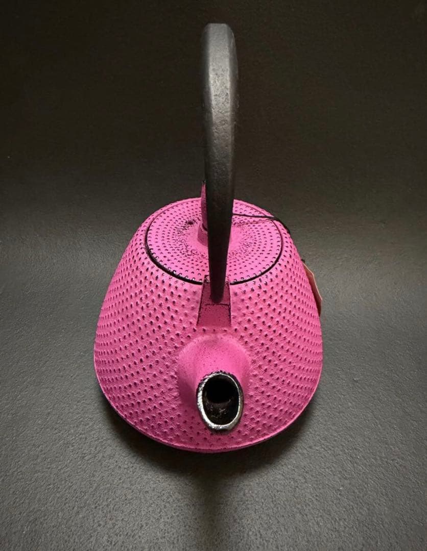新品未使用　ROJI 南部鉄器　鉄瓶　 ピンク 箱有り