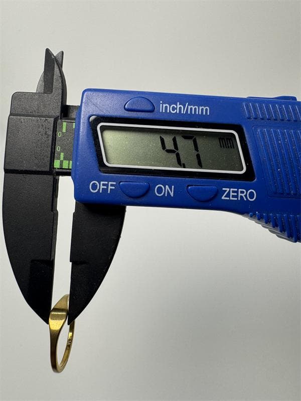 日本製18ゴールド ウェーブデザイン リング1.17g 11号