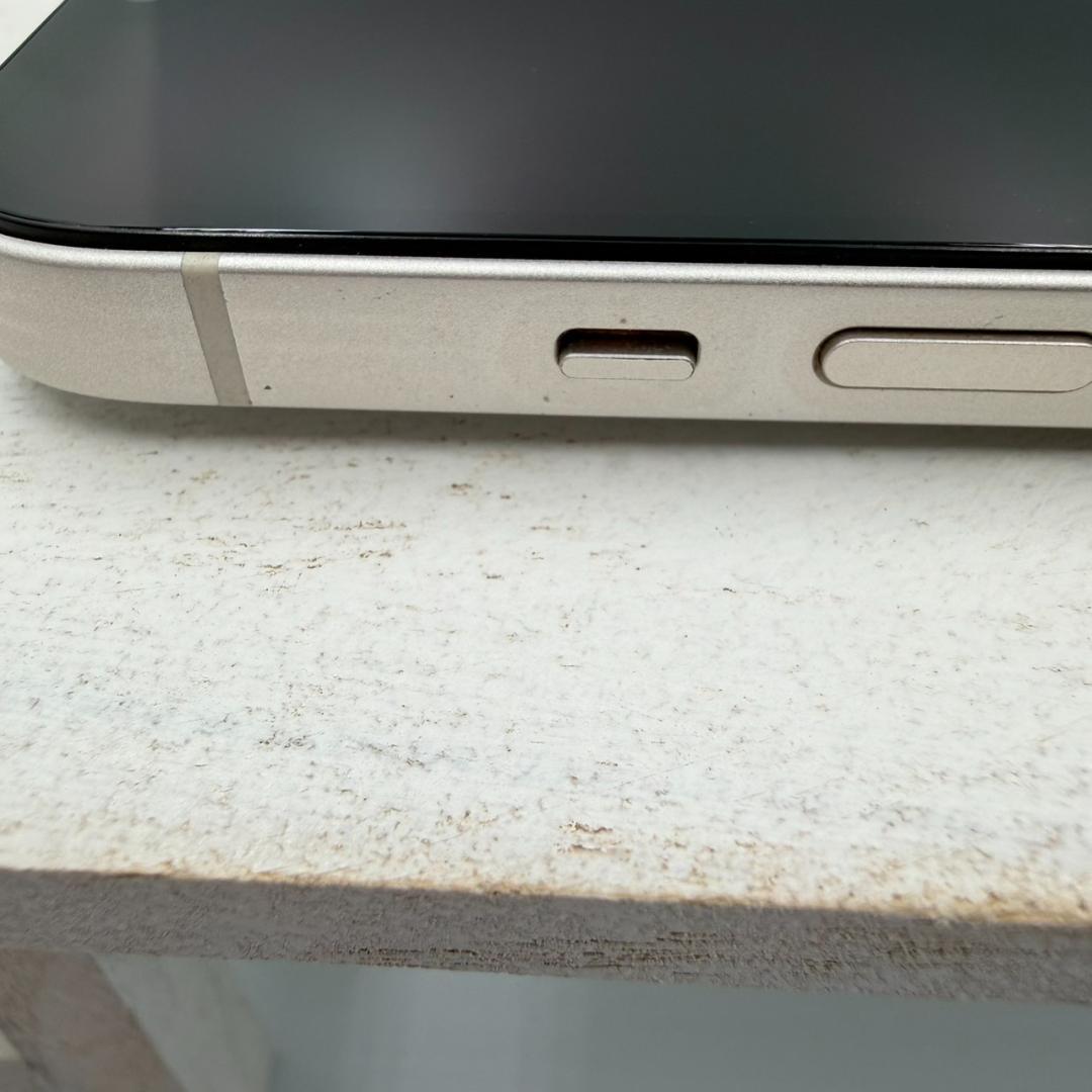 iPhone13 128GB スターライト 444