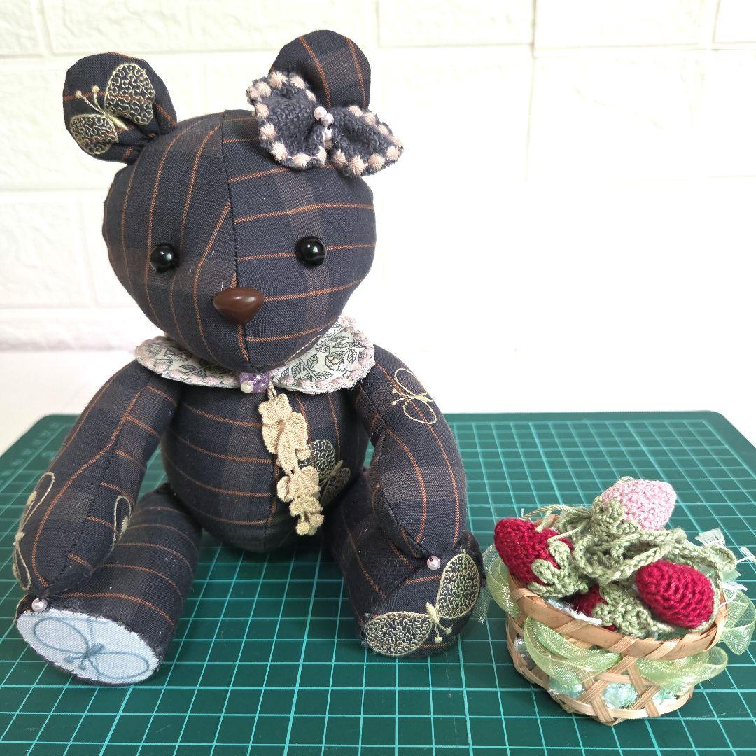 ハンドメイド　テディベア ぬいぐるみ　ミナペルホネン