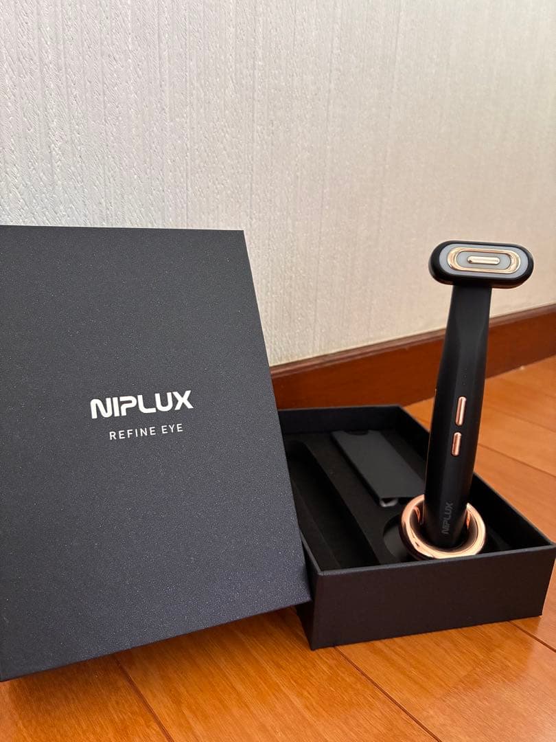 NIPLUX REFINE EYE 美顔器　EMSリフト　スキンケア　口元　目元