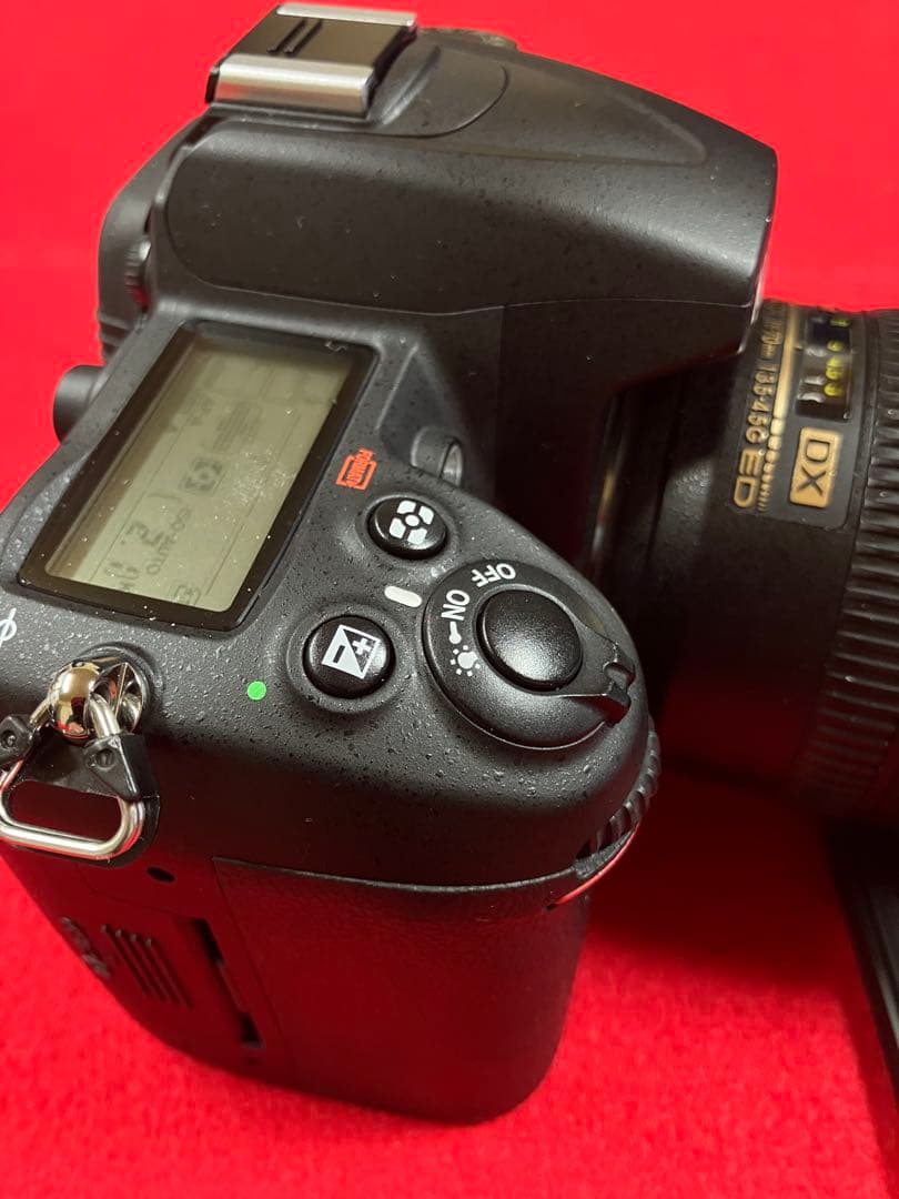 衝撃　これが新品同様！　Ｄ7000 Ｓ数1201回 18-70m ズ-ム付き