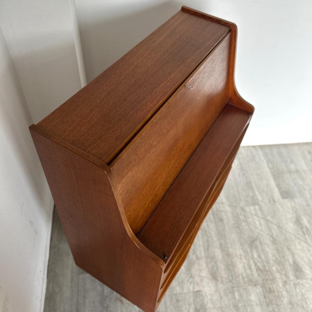 イギリス アンティーク家具 ビューロー　机 1930年頃 022B