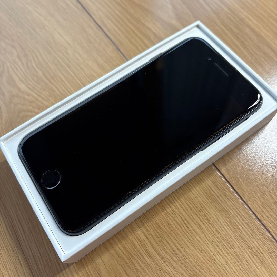 iPhone SE 第3世代64GB SIMフリー バッテリー交換歴あり