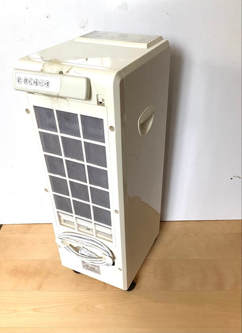 リモコン付きタワー型扇風機