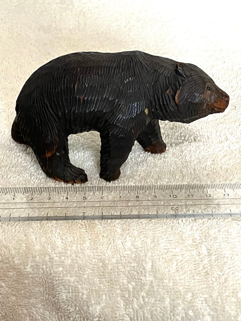 木彫り　熊　北海道　民芸品　昭和レトロ　八雲　木製　クマ　彫刻　民藝　骨董　赤