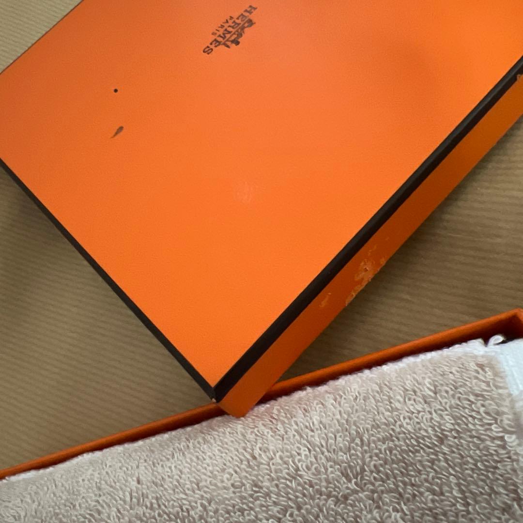 エルメス フェイスタオル Hロゴ