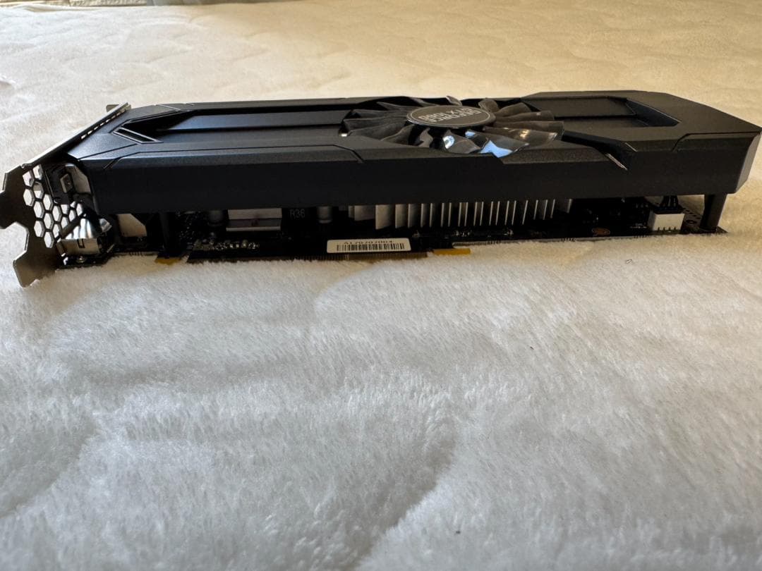 GTX 1060 グラフィックボード