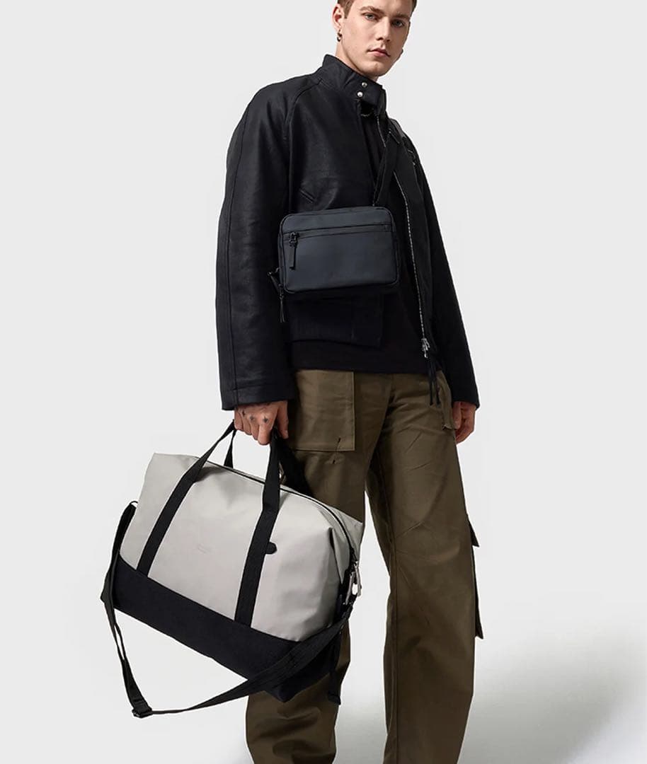 値下げ　未使用ガストンルーガ　DÄSH DUFFEL S ボストンバッグ男女兼用