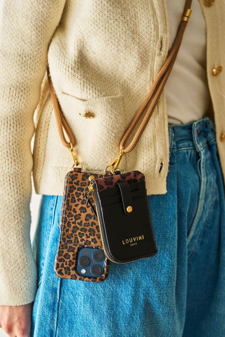 LOUVINI PARIS LOU LEOPARD iPhone16 ケース