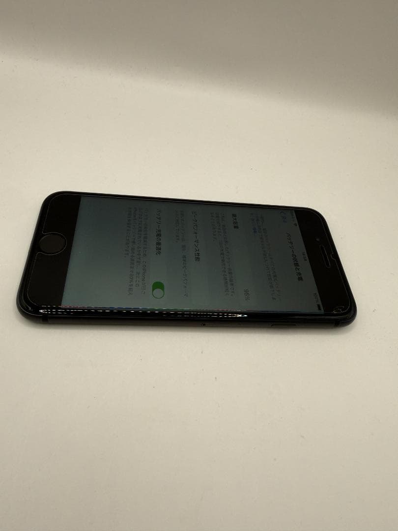 iPhone 8 64GB SIMロック解除済み