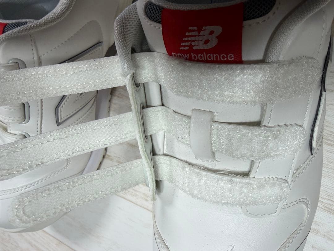緊急値下げ❣️New Balance ベルクロ安全靴 ホワイト 24.5cm