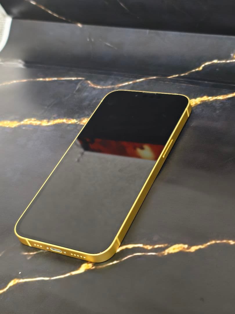 iPhone14 128GB SIMフリー バッテリー84% 美品 Yellow