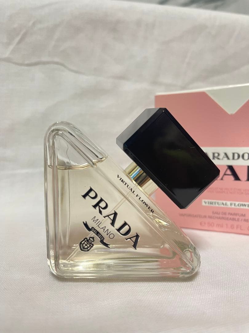 プラダ PRADA PARADOXE 香水 50ml 箱あり 美品