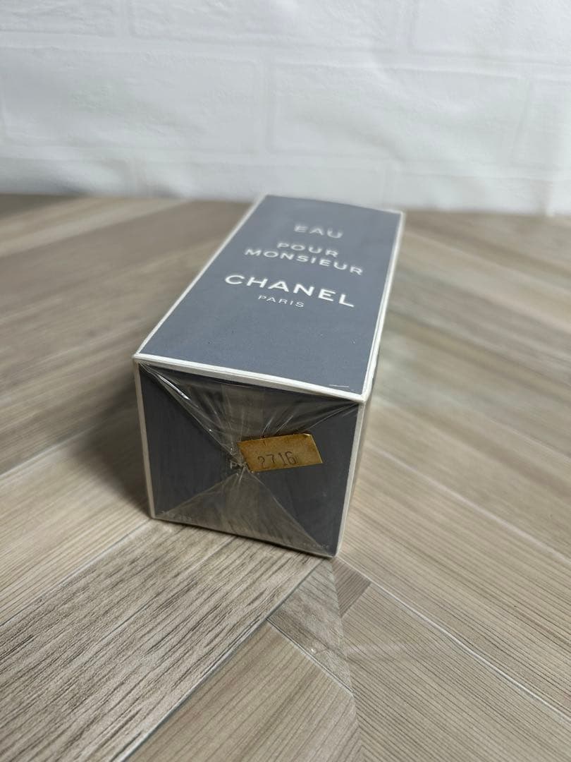 シャネル EAU POUR MONSIEUR 香水 未使用