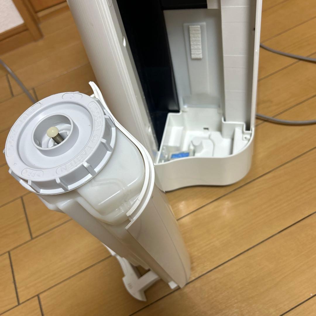 美品 SHARP KC-G40 -W空気清浄機 加湿機能付き　2017年製