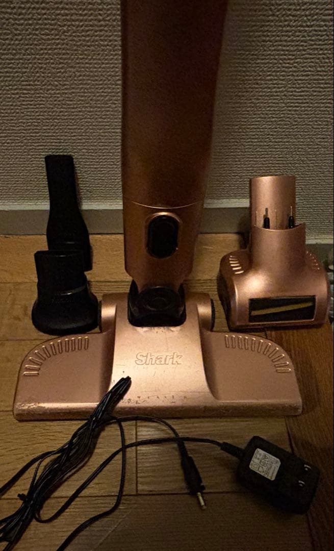 Shark シャーク 充電式 サイクロンスティッククリーナー CH966J