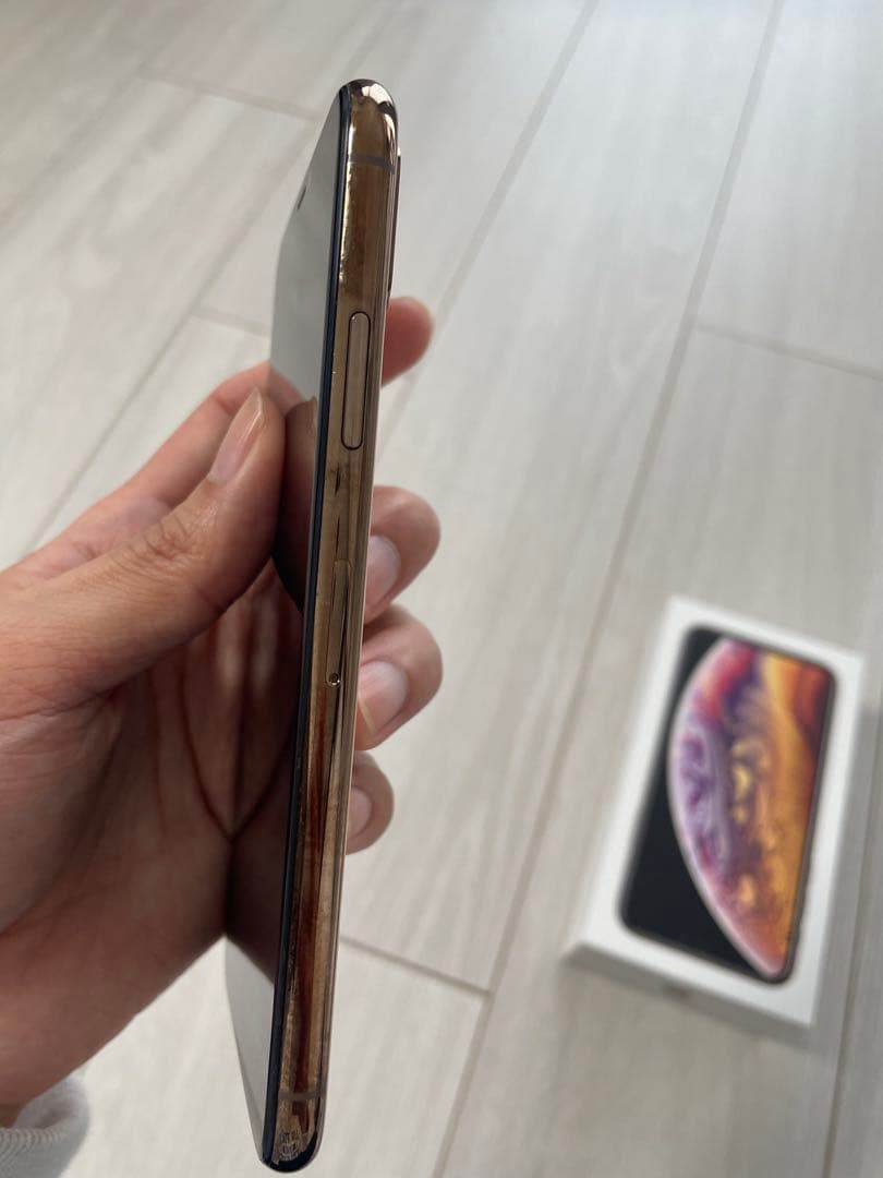 【バッテリー79%】Apple iPhone XS 本体　箱付き