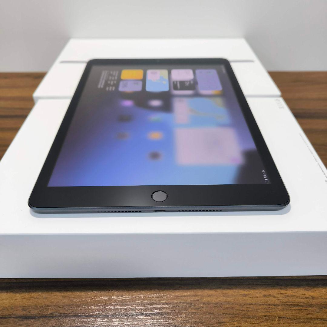 新品同様 Apple iPad 第7世代 Wi-Fiモデル 32GB