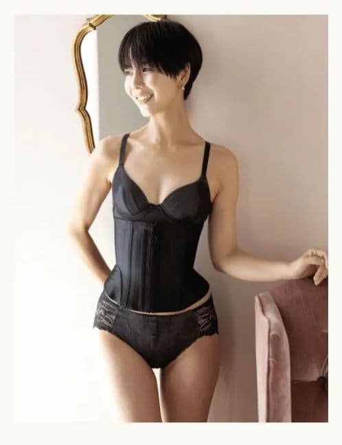 元鈴木さん　Enchanted Corset　 コルセット　新品未使用