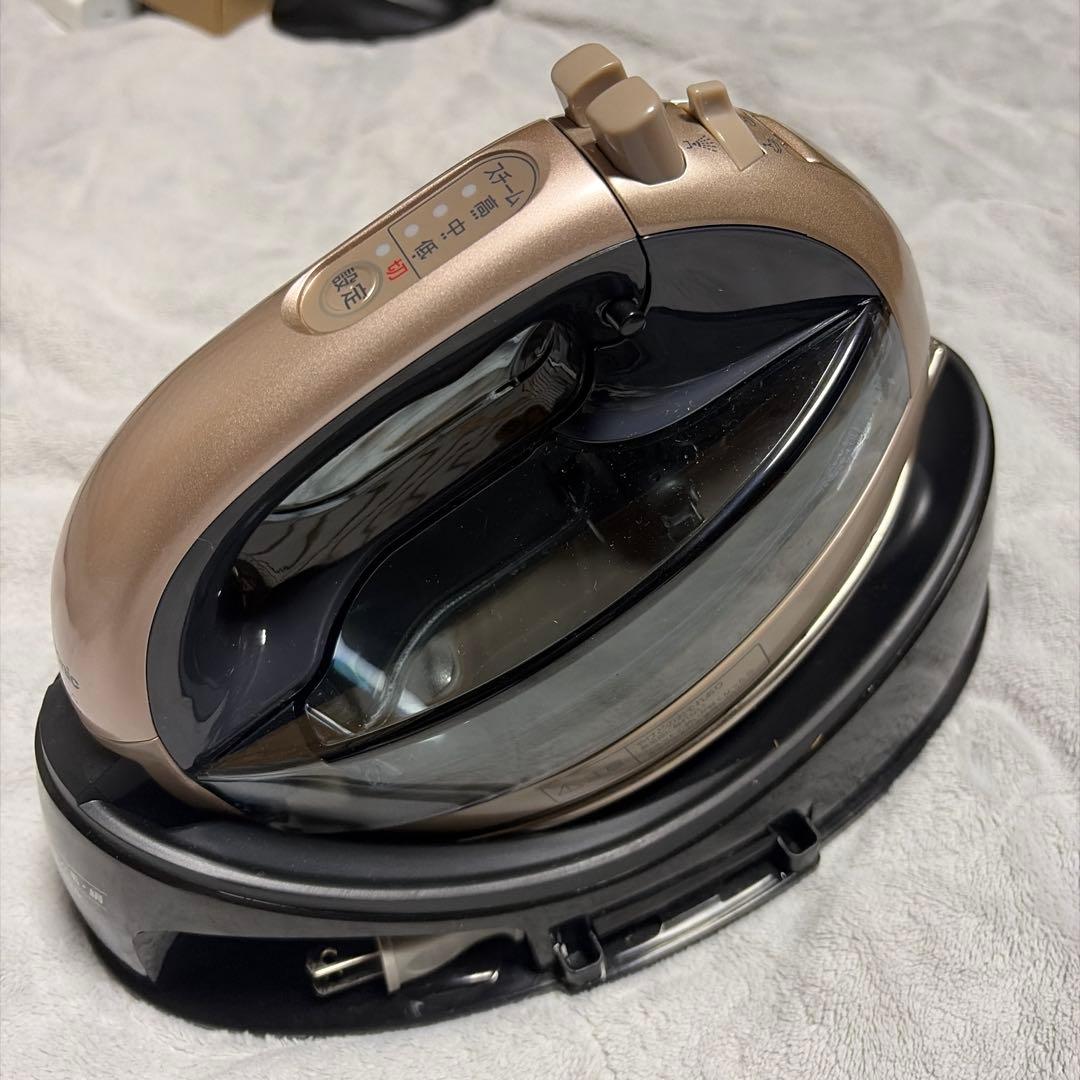 Panasonic NI-WL705 ゴールドアイロン ワイヤレス