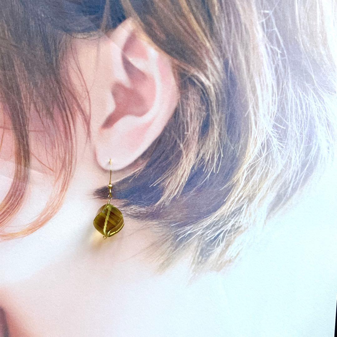 Kaya◆大粒ひねりコンケーブカット✧ハニークォーツピアス✧14kgf