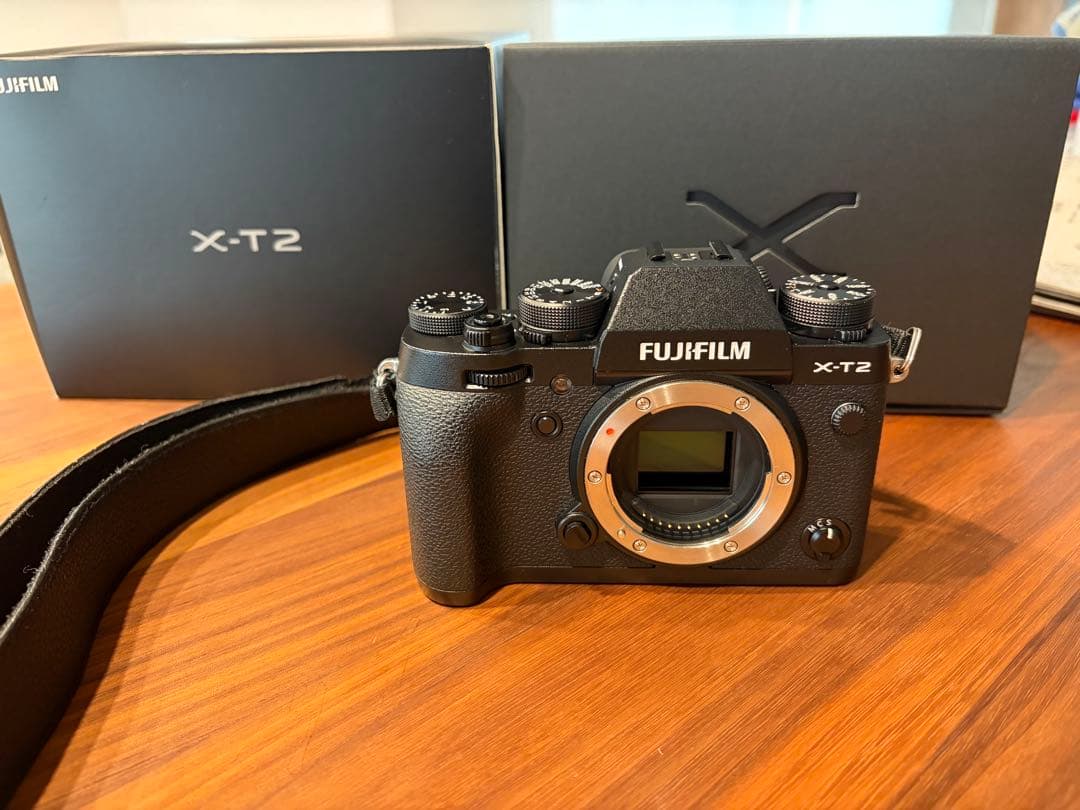 Fujifilm X-T2 本体 ＋ XC15-45mm レンズ セット